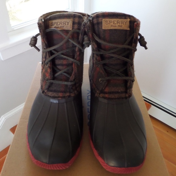 sperry flannel boots
